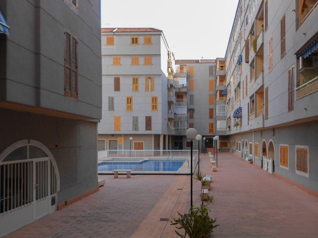 Apartment Asequin Beach Torrevieja Chambre photo